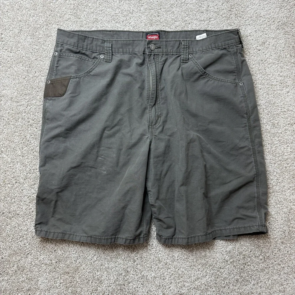 Wrangler Chino Shorts Mens 42 Gray Canvas Utility Pockets Workwear Relaxed Fit